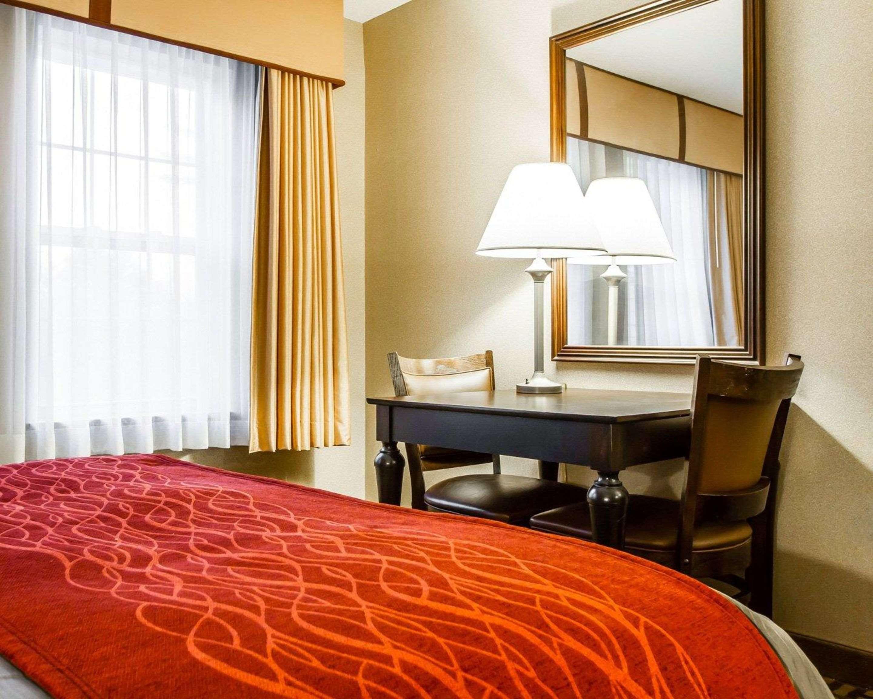 Comfort Inn & Suites Scarborough-Portland Екстериор снимка