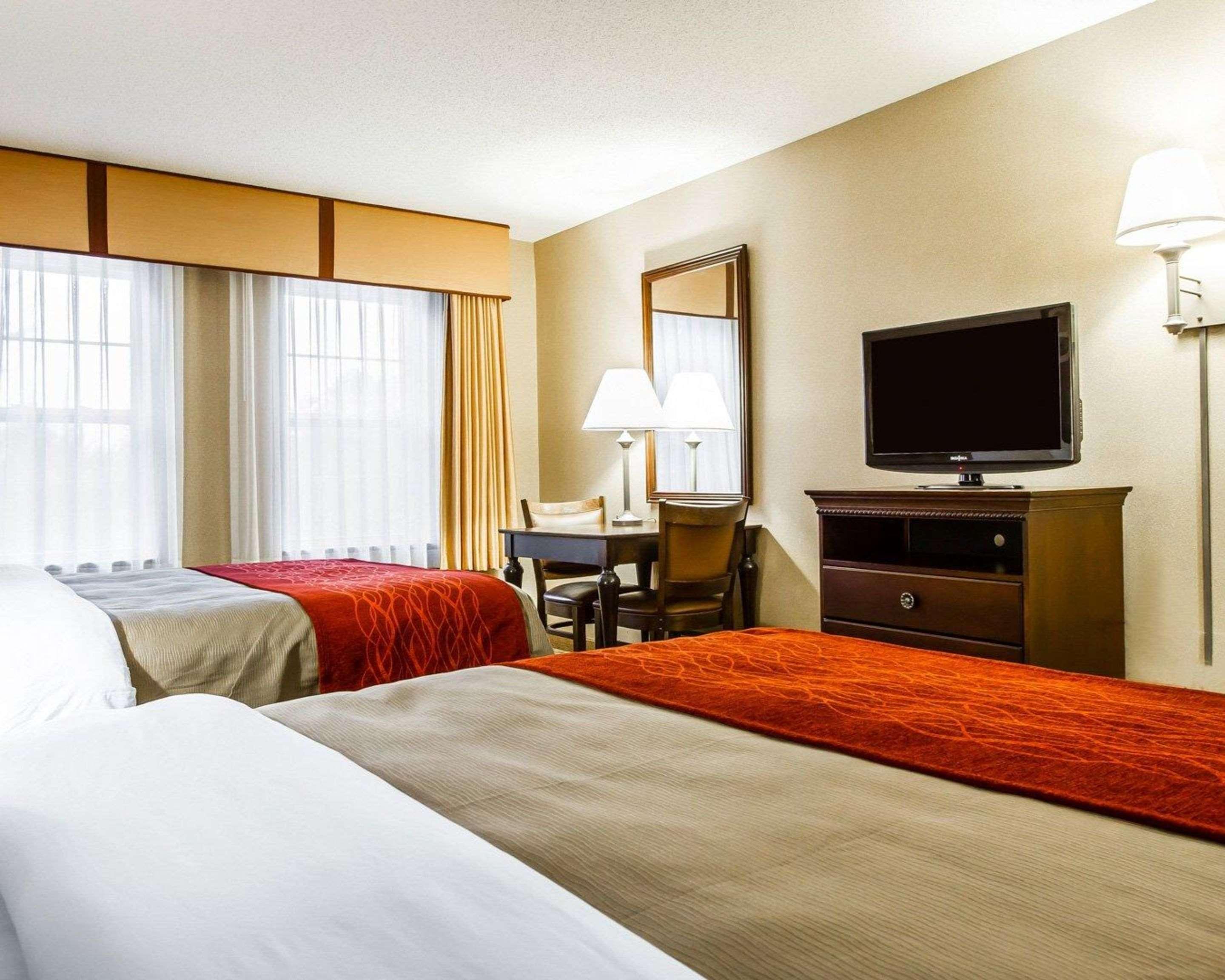 Comfort Inn & Suites Scarborough-Portland Екстериор снимка