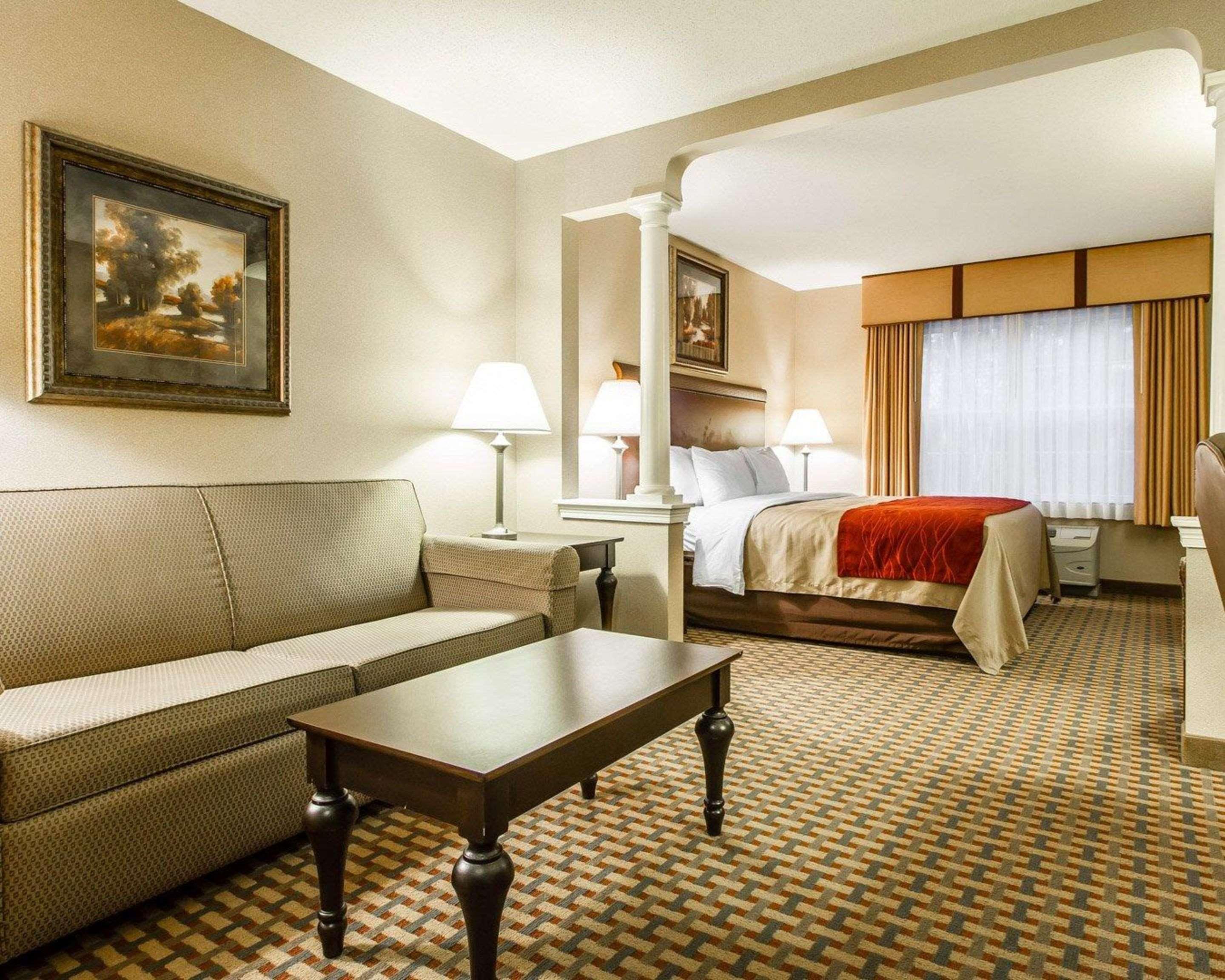 Comfort Inn & Suites Scarborough-Portland Екстериор снимка