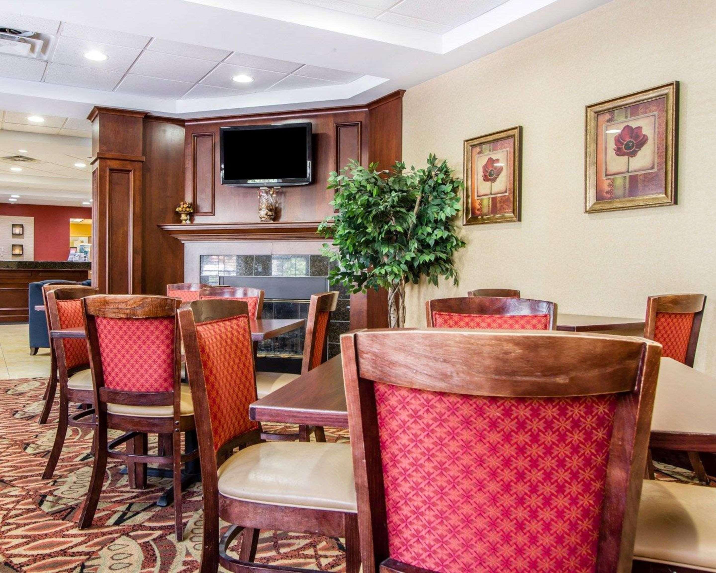 Comfort Inn & Suites Scarborough-Portland Екстериор снимка