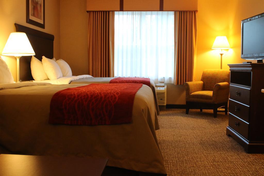 Comfort Inn & Suites Scarborough-Portland Екстериор снимка