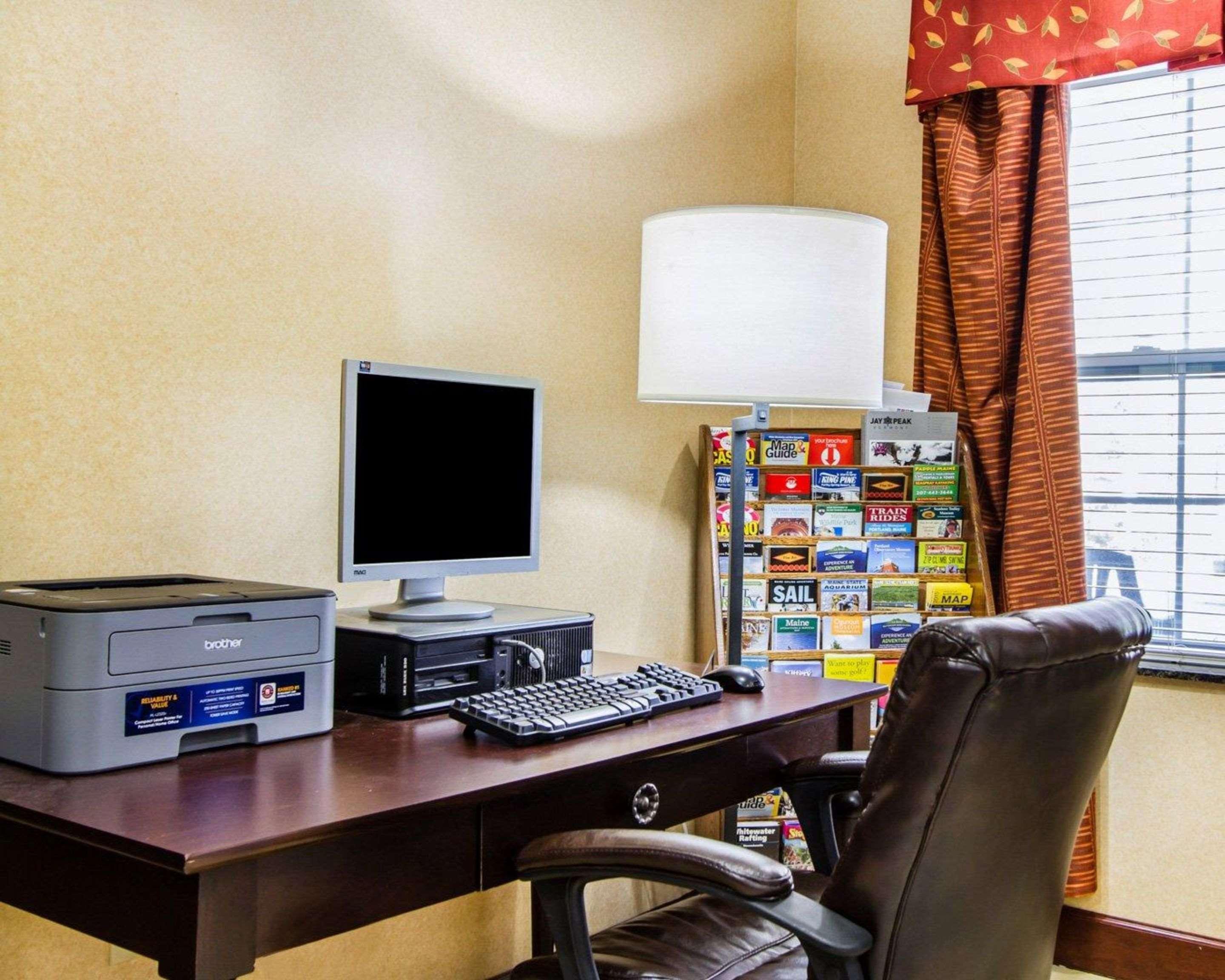 Comfort Inn & Suites Scarborough-Portland Екстериор снимка