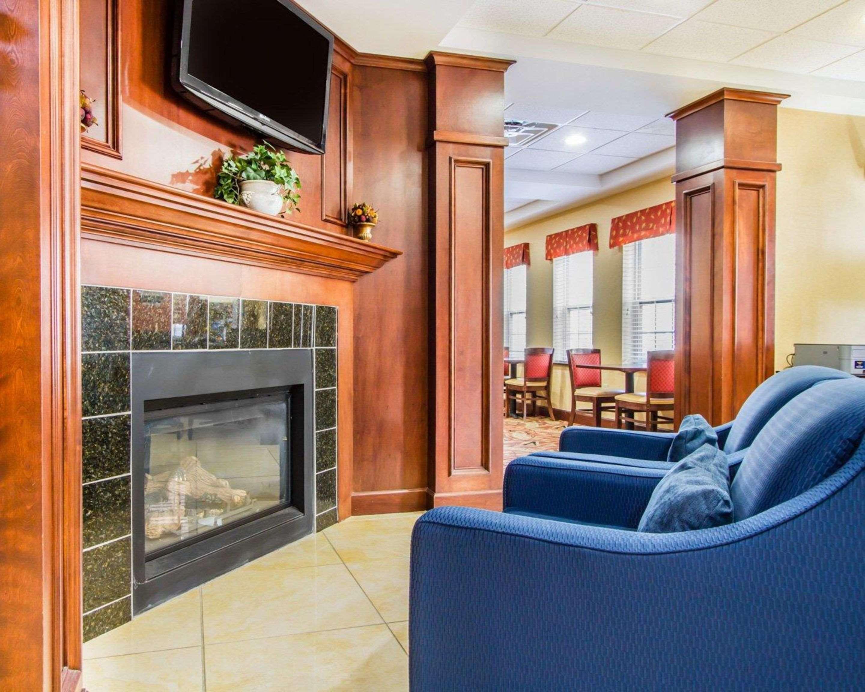 Comfort Inn & Suites Scarborough-Portland Екстериор снимка