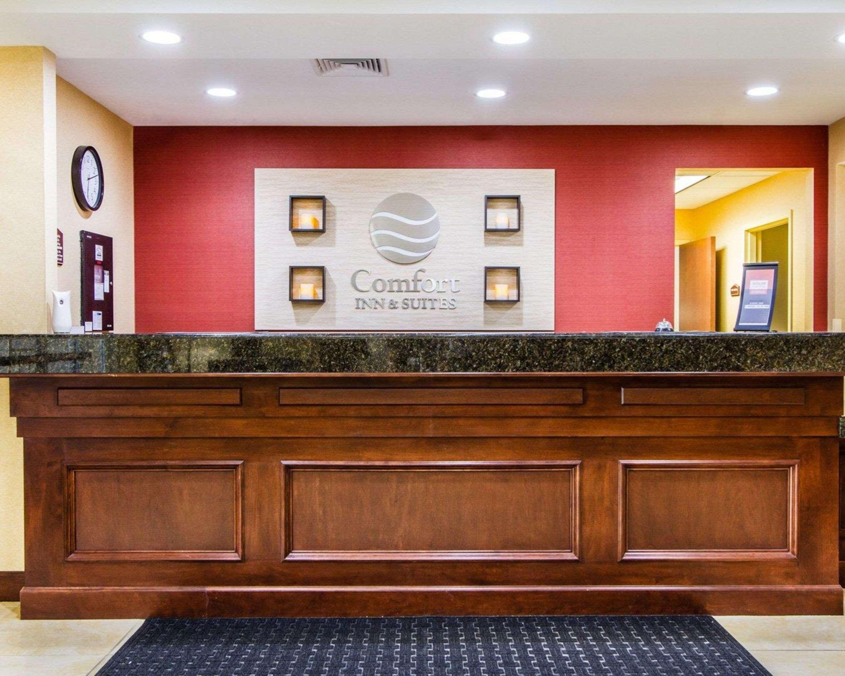 Comfort Inn & Suites Scarborough-Portland Екстериор снимка