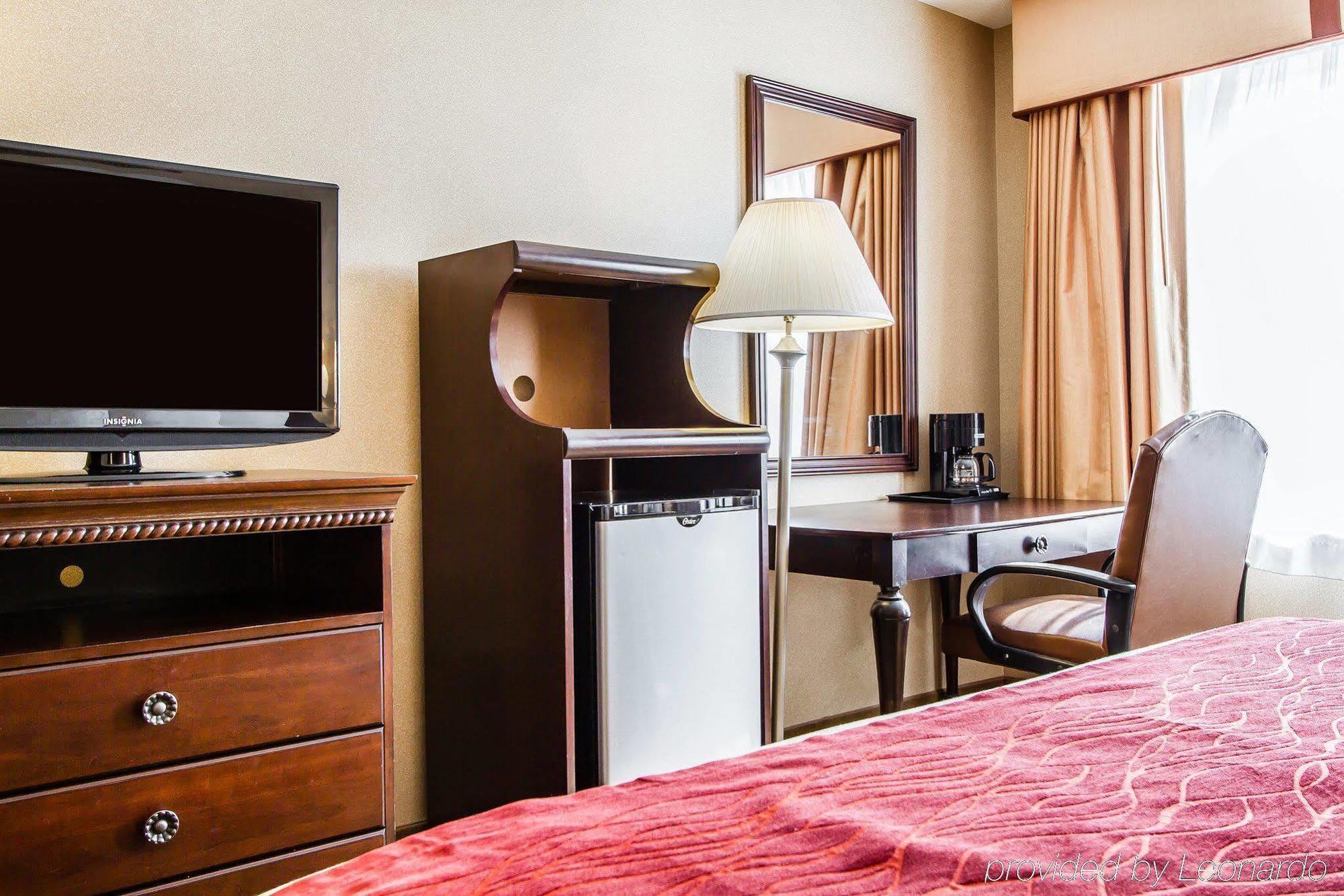 Comfort Inn & Suites Scarborough-Portland Екстериор снимка